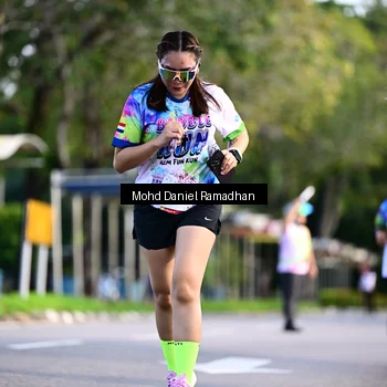 Runner Photo 8417010