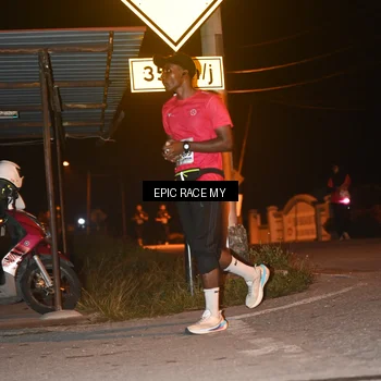 Runner Photo 8417020
