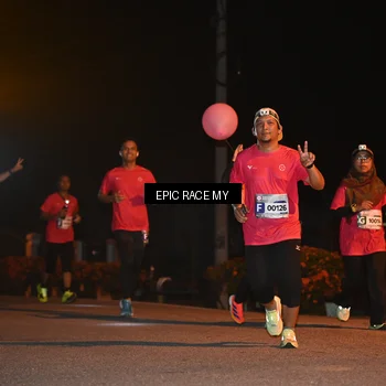 Runner Photo 8417069