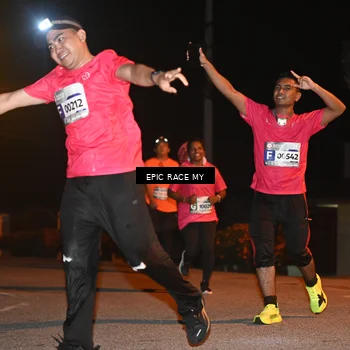 Runner Photo 8417100