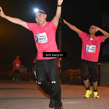 Runner Photo 8417105
