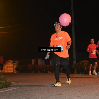 Runner Photo 8417116