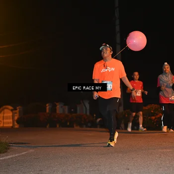 Runner Photo 8417118