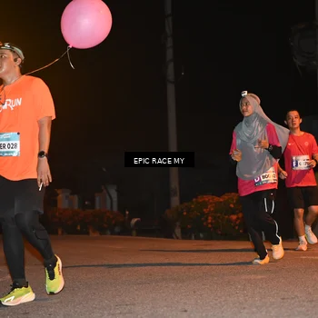 Runner Photo 8417119