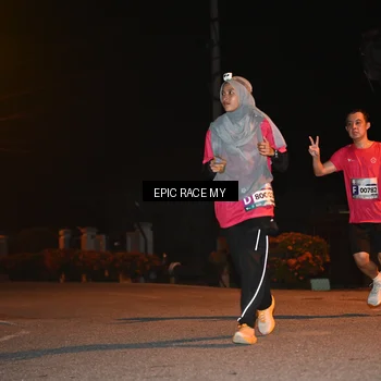 Runner Photo 8417130