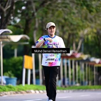 Runner Photo 8417133