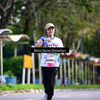Runner Photo 8417134