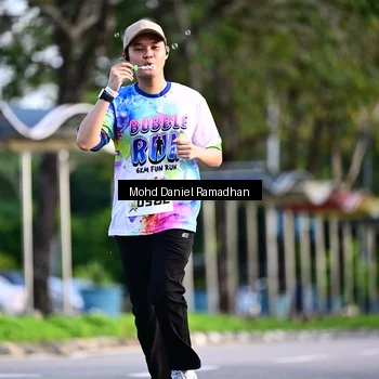 Runner Photo 8417141