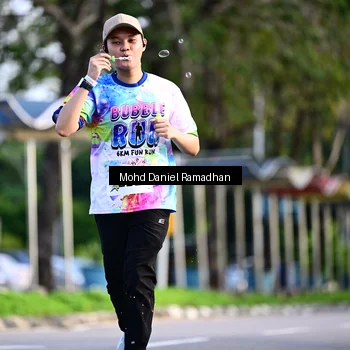 Runner Photo 8417142