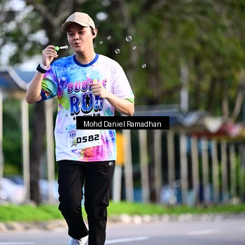 Runner Photo 8417151