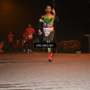 Runner Photo 8417175