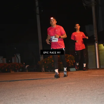 Runner Photo 8417189