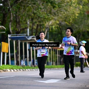 Runner Photo 8417224