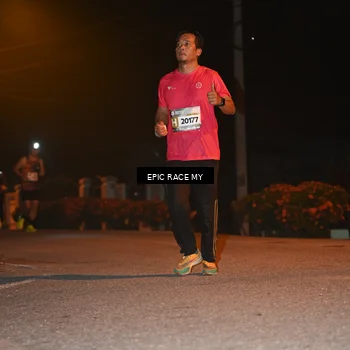 Runner Photo 8417242