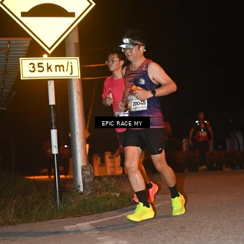Runner Photo 8417264