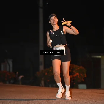 Runner Photo 8417268