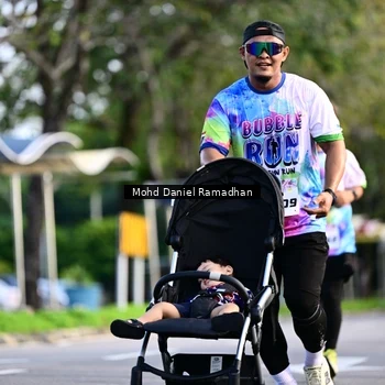 Runner Photo 8417327
