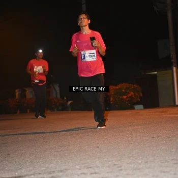 Runner Photo 8417331