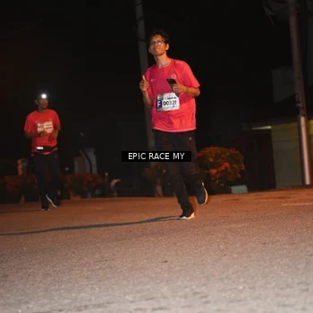 Runner Photo 8417339