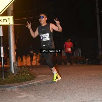 Runner Photo 8417374