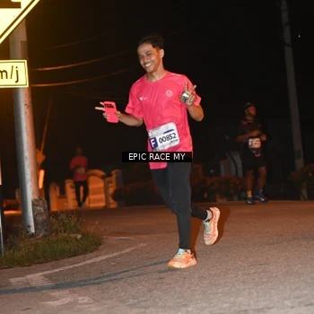 Runner Photo 8417379