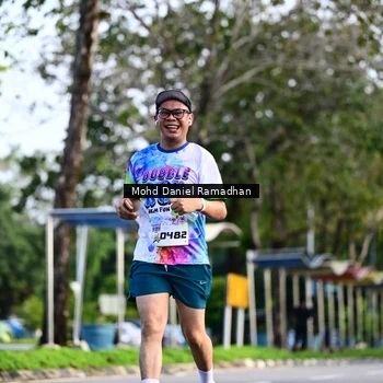 Runner Photo 8417413