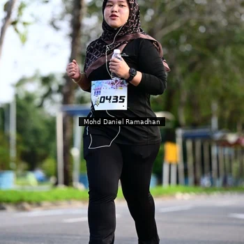 Runner Photo 8417454