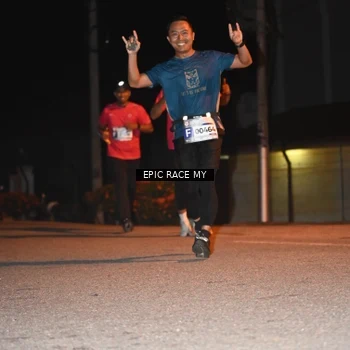 Runner Photo 8417465
