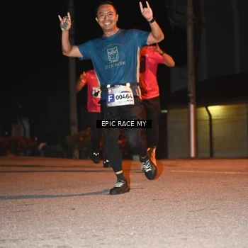 Runner Photo 8417472