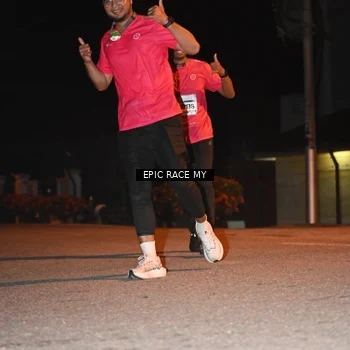 Runner Photo 8417475