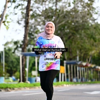 Runner Photo 8417482