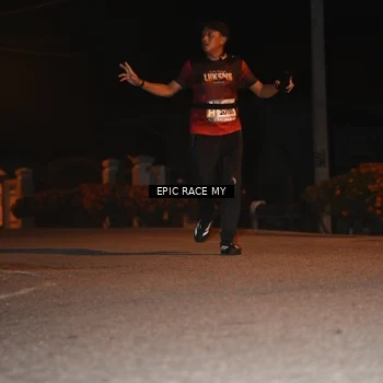 Runner Photo 8417525