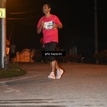 Runner Photo 8417560