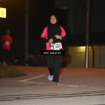 Runner Photo 8417574