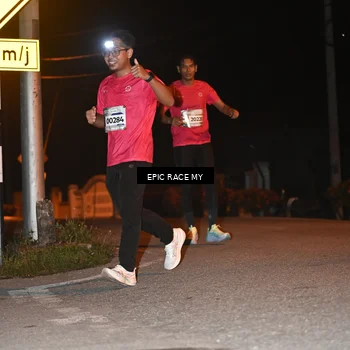 Runner Photo 8417597