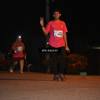 Runner Photo 8417623