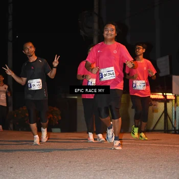 Runner Photo 8417651