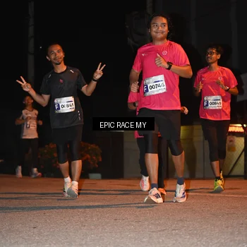 Runner Photo 8417665