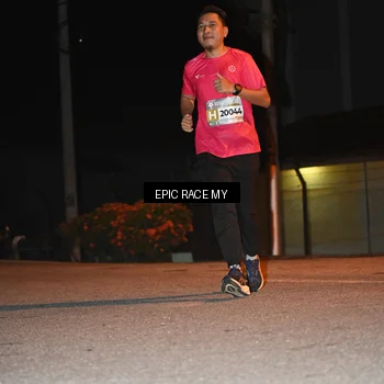 Runner Photo 8417688