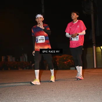 Runner Photo 8417738