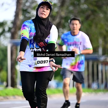 Runner Photo 8417777