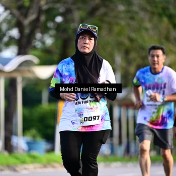 Runner Photo 8417779