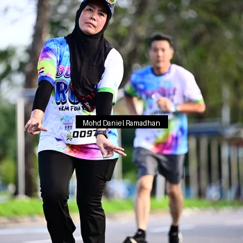 Runner Photo 8417786