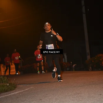 Runner Photo 8417803
