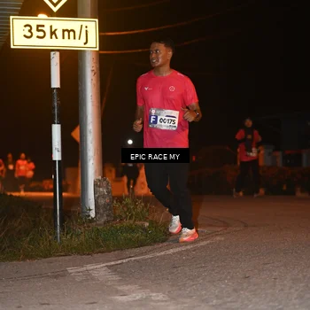 Runner Photo 8417866