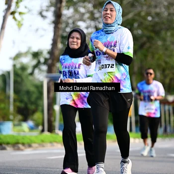 Runner Photo 8417880