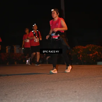 Runner Photo 8417911
