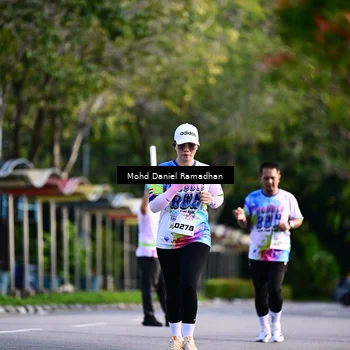 Runner Photo 8417959