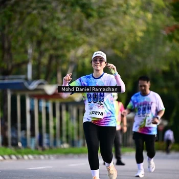 Runner Photo 8417963