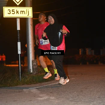 Runner Photo 8418000